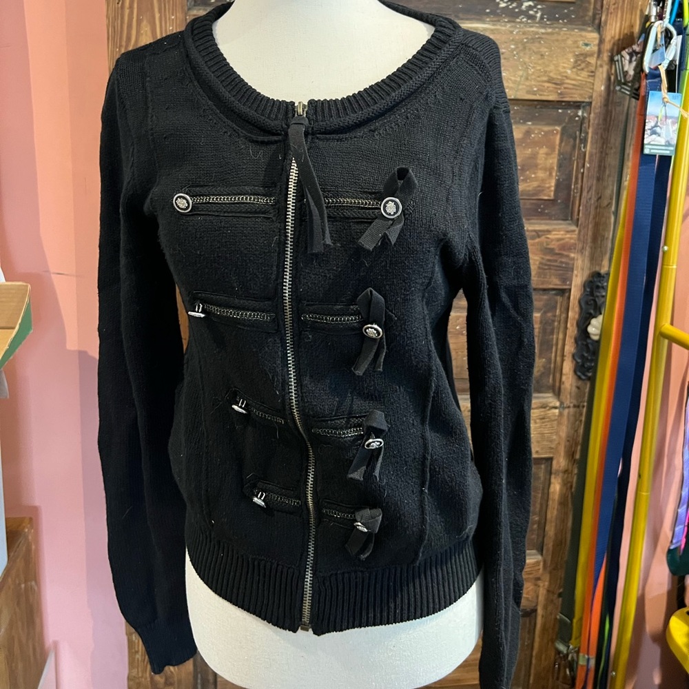 Forever 21 military style knit sweater with buttons and ribbons